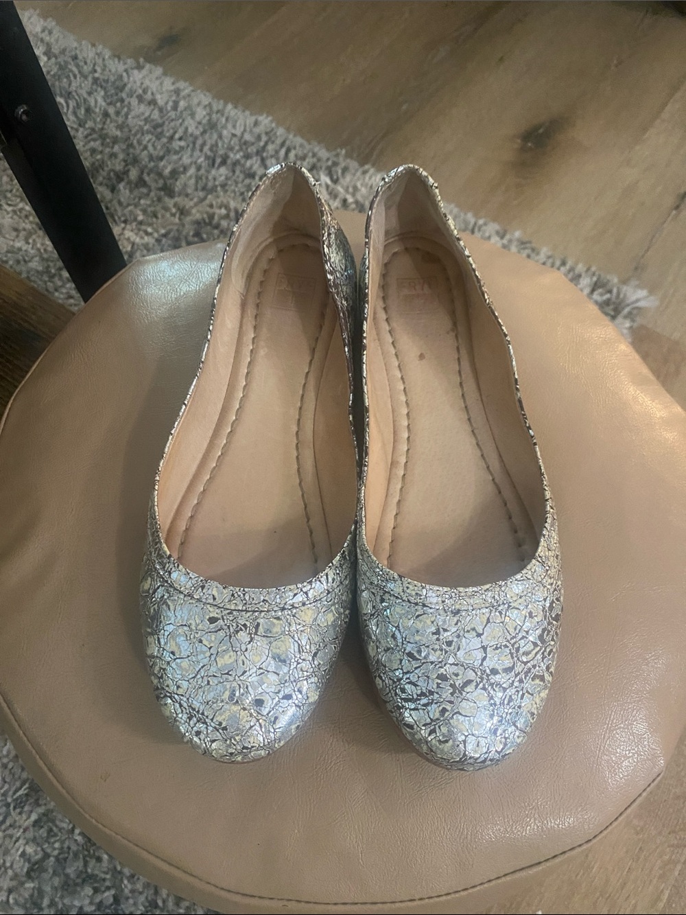 Frye Carson Ballet leather metallic flat shoe size 8.5